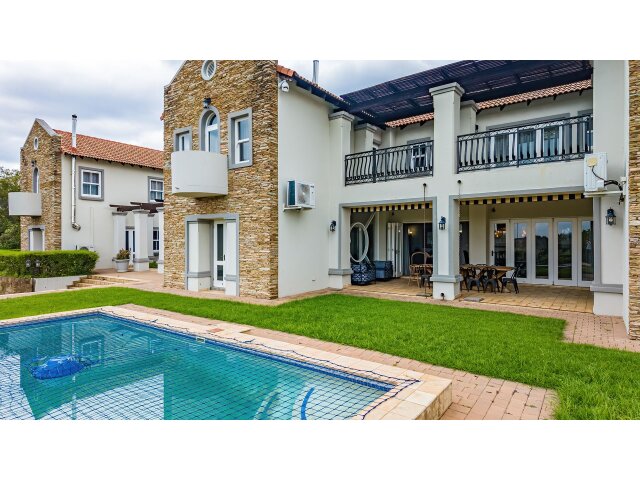 <!--[if BLOCK]><![endif]--> Property sold in Cornwall Hill <!--[if ENDBLOCK]><![endif]-->